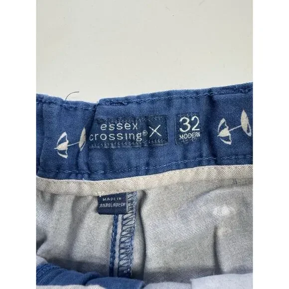 Essex Crossing Mens Short Inseam Shorts Sz 32 Modern Beach Umbrella Graphic Blue - Picture 2 of 4